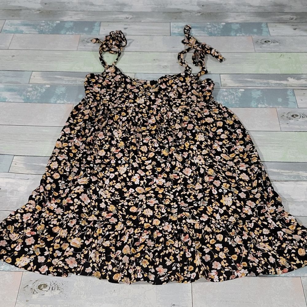 Ivy + Main Floral Print Dress sz Small